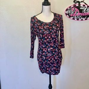 Eyelash Couture floral stretchy tunic top